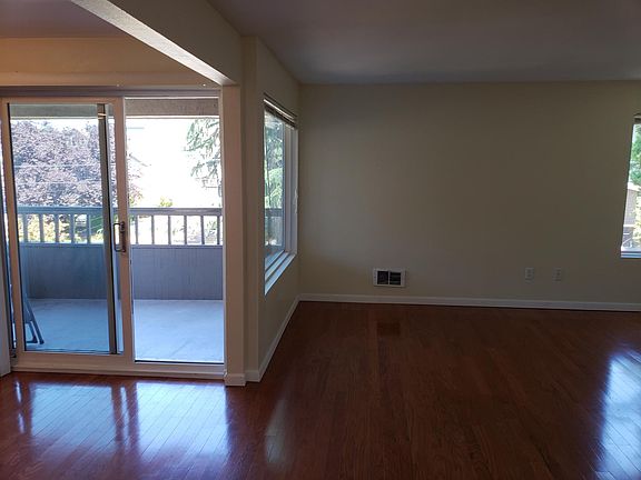 3rd image of 2435A NW 61st St