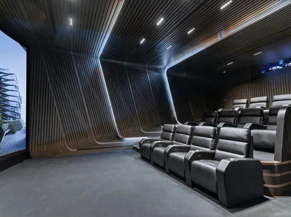 520 West 28th Street image 14 of 23