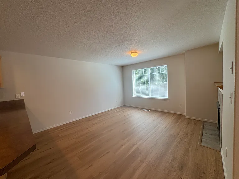 1413 SE 5th Way — Photo 17