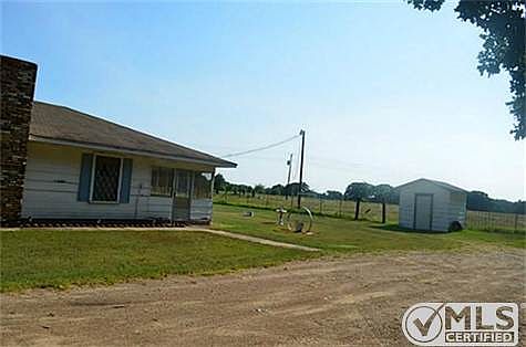 3rd image of 2864 County Road 1220