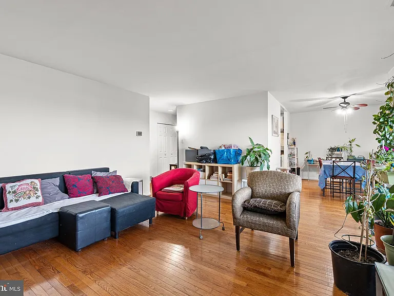 7244 Donnell Pl #D-2 — Photo 9