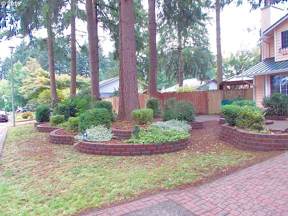 3rd image of 14405 NE 50th St