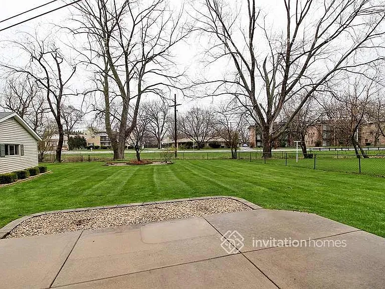 18829 Greenbay Ave — Photo 11