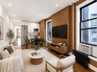 266 W 25th St #4F, New York, NY 10001