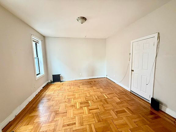 4th image of 800 Ocean Ave #4S
