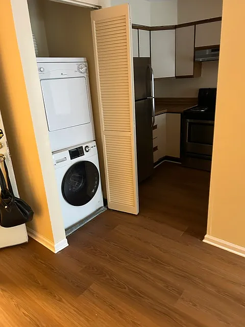 1 bed, 1000 sqft, $1,550 — Photo 4