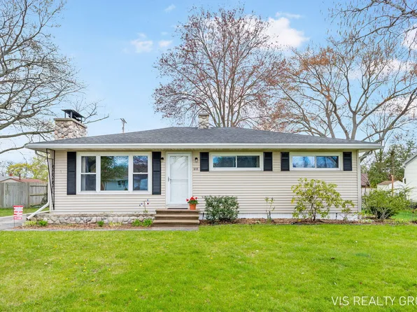 618 Summer St, Spring Lake, MI 49456