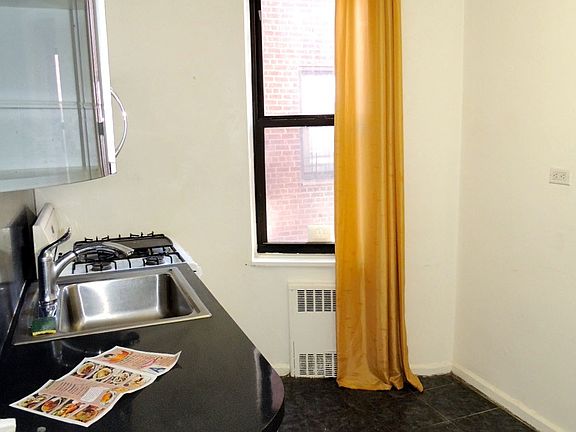 4th image of 6360 108th St