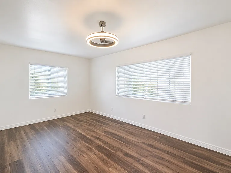 4502 W 165th St #4504 — Photo 3