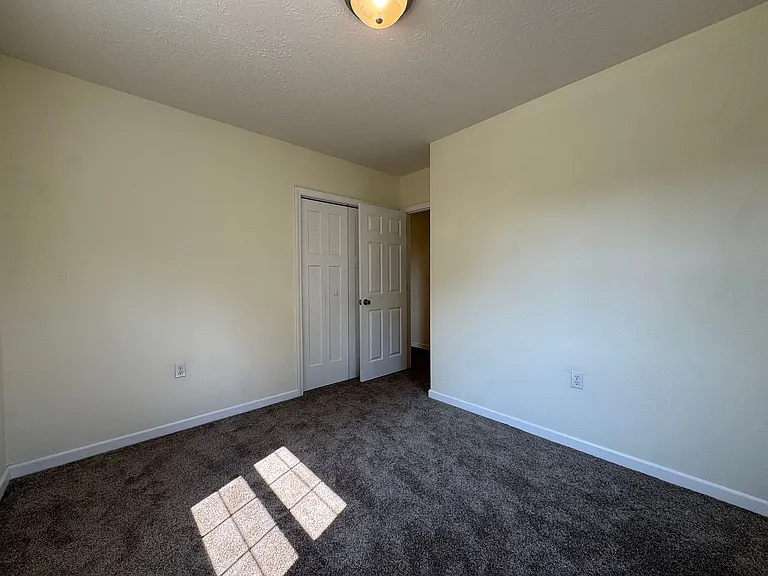 26910 Stephanie Ln — Photo 17