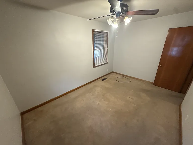 223 Wiegel Dr — Photo 33