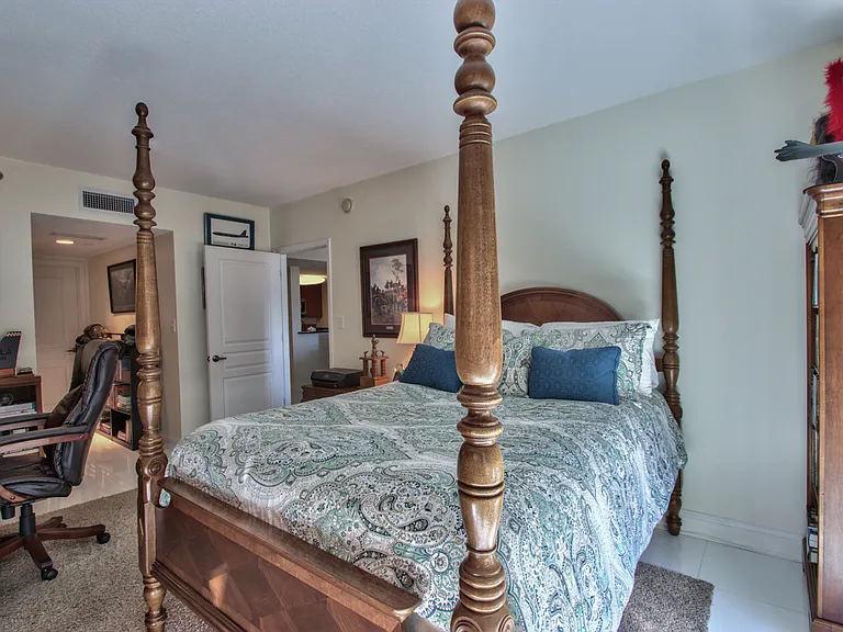 300 S Duval St #505 — Photo 19