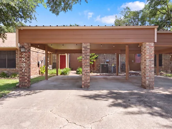 2837 Oakside Dr, Bryan, TX 77802