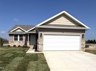 987 Greenbrier Rd UNIT 102, Upper Sandusky, OH 43351