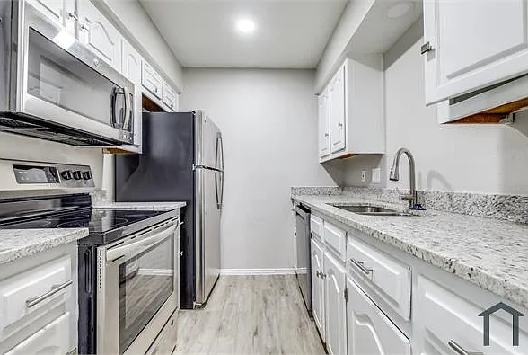 1207 Westridge Ave #102 — Photo 2