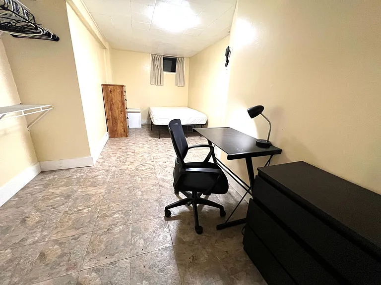 205 Washington Ave #1 — Photo 17