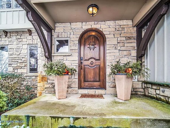 4th image of 387 Cantigny Ct