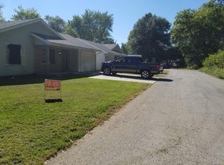 2263 E Clayton Dr #2263, Terre Haute, IN 47802