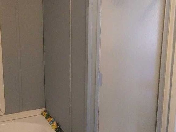 3rd image of 1901 Northwood Ln