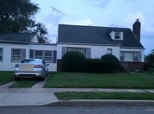 1335 Circle Dr W, North Baldwin, NY 11510