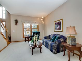 10877 Alberton Ct, Inver Grove Heights, MN 55077