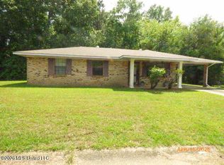 95 W Wilderness Rd, Natchez, MS 39120