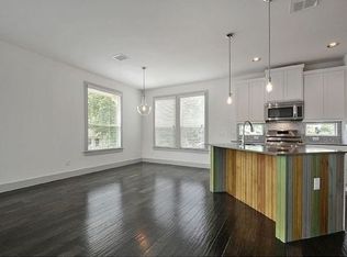 604 Allen St APT 101, Austin, TX 78702