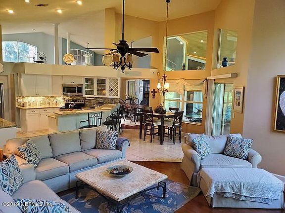 2nd image of 900 White Eagle Cir