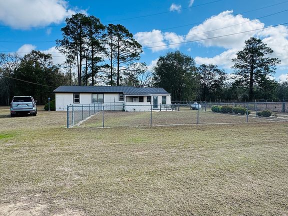 2nd image of 747 Ralph Perry Cir