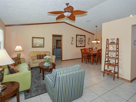 3rd image of 707 SE Atlantus Ave