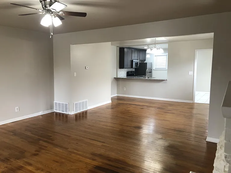 2534 NW 20th St — Photo 16