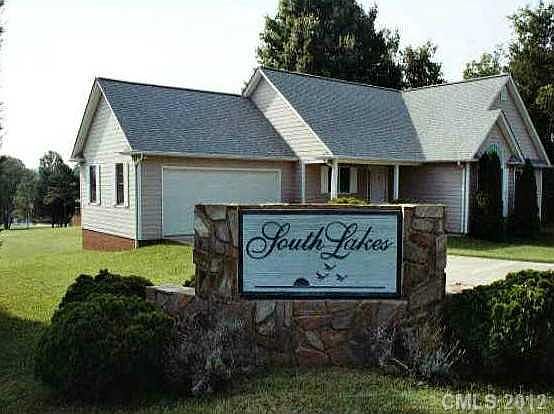 1st image of 2135 Evergreen Dr #37
