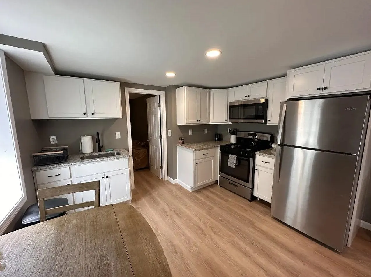 1 bed, 550 sqft, $2,000 — Photo 4