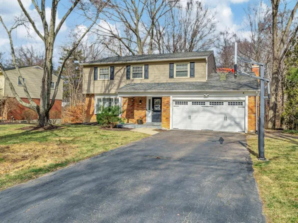 6320 Stirrup Rd, Cincinnati, OH 45244