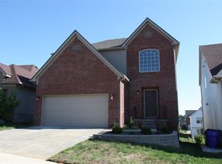 4064 Sweetspire Dr, Lexington, KY 40514