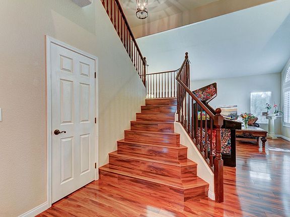 2nd image of 7944 Quail Harbor St