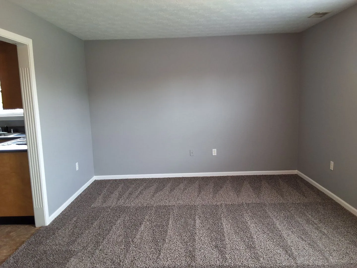 110 Hurstfield Drive — Photo 2