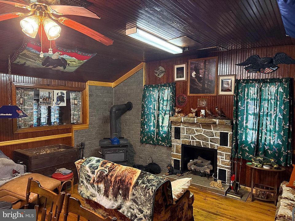 13th image of 1C401 Staley Rd