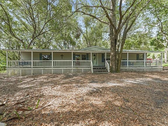 3rd image of 17070 SE 173rd Terrace Rd