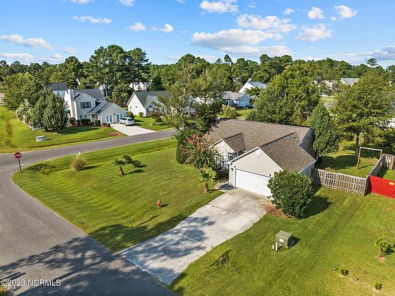 3rd image of 675 Hickory Branches Dr