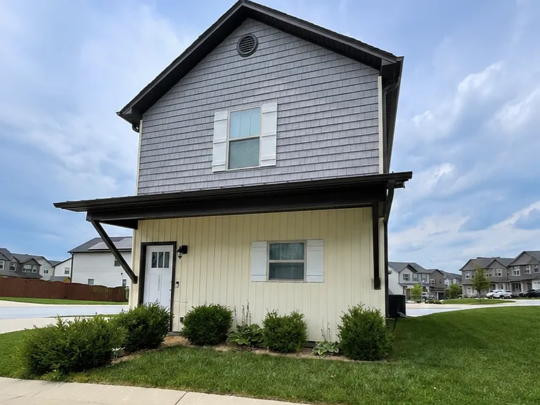 351 Cardwell Ln — Photo 1