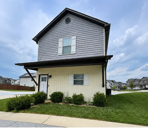 351 Cardwell Ln Photo 1