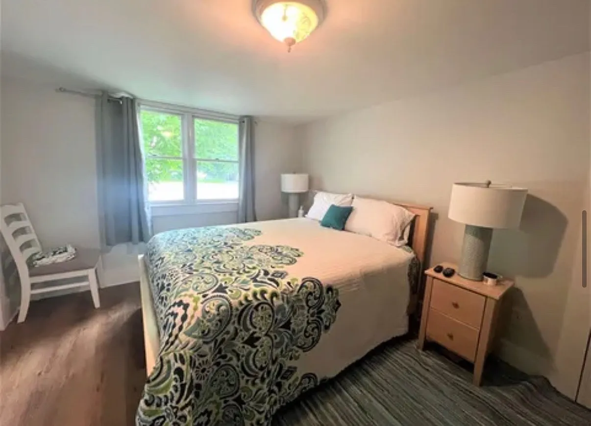 1 bed, 800 sqft, $1,200 — Photo 4