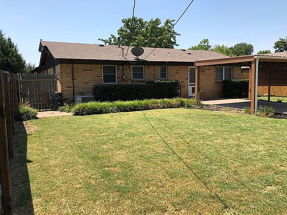 3rd image of 4841 Elmview Dr