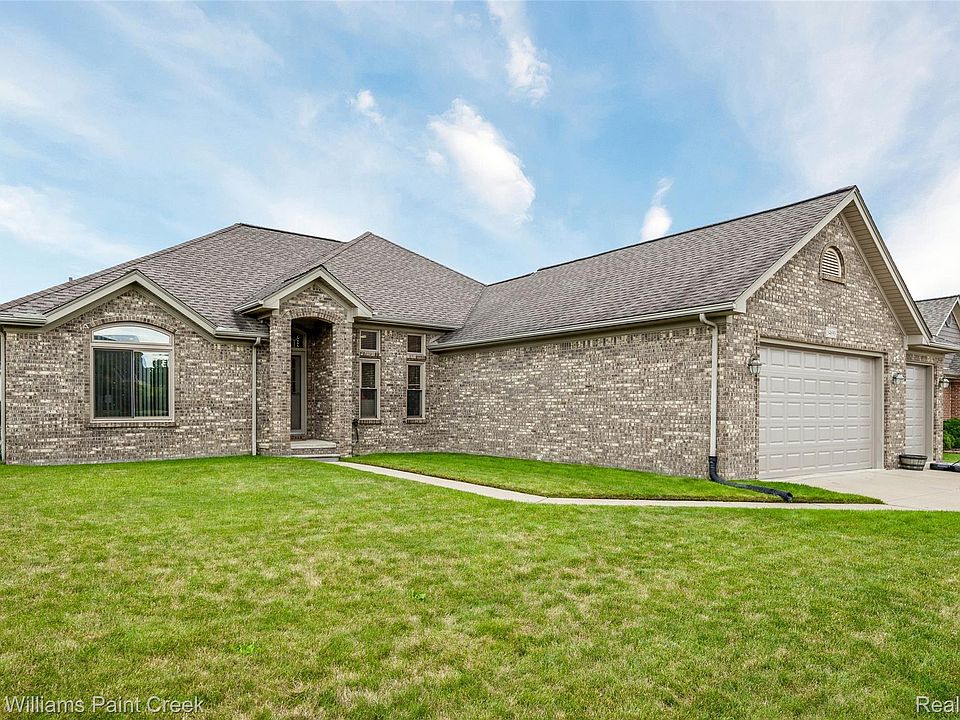 1st image of 54690 Shady Creek Dr