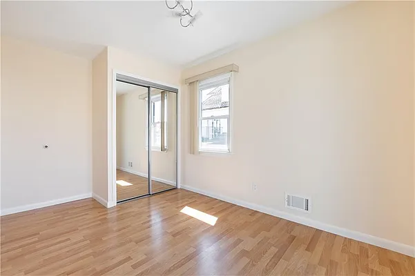 Sold by Remax Edge | media 42