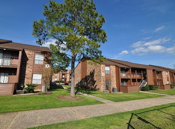 4th image of 904 University Oaks Blvd APT 031