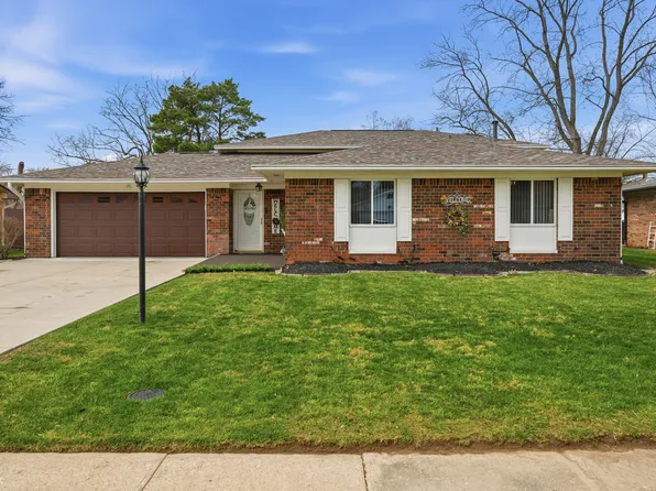 2746 N Saturn Dr, Indianapolis, IN 46229