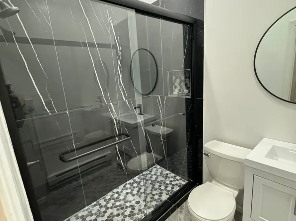 229 S 6th St APT 1, Reading, PA 19602