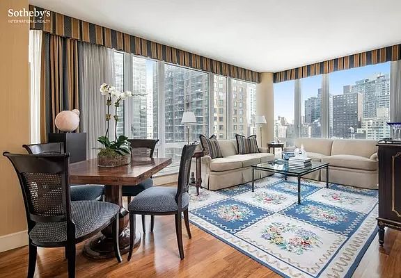 2nd image of 250 E 53rd St APT 1802